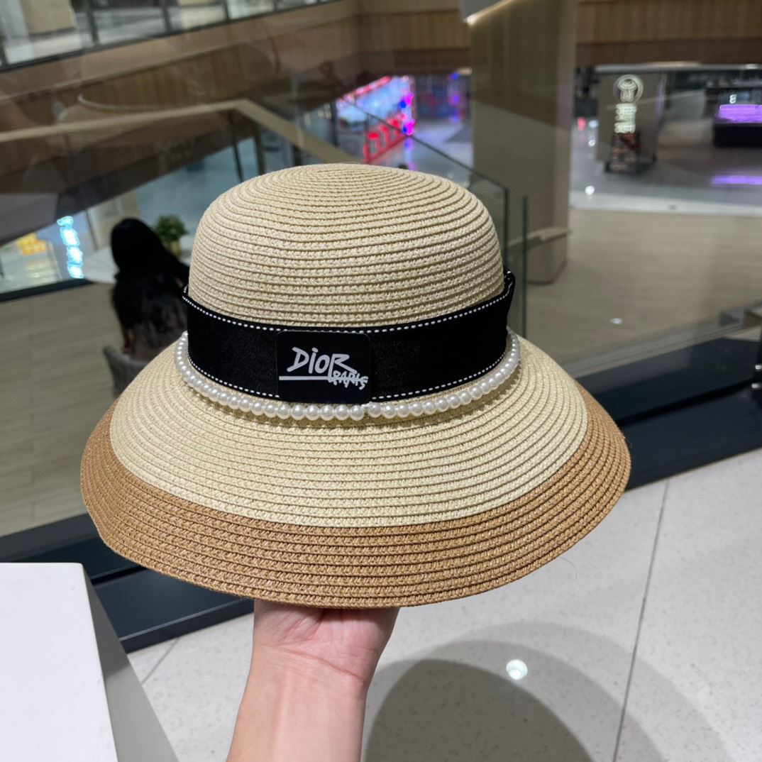 Christian Dior Caps